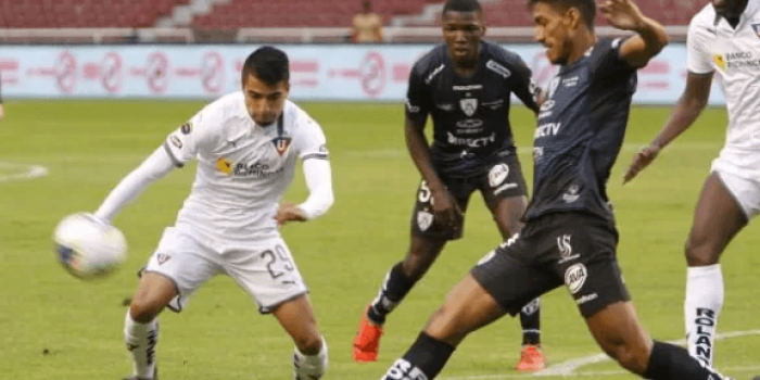 alt Liga de Quito, del brasileño Nunes avanza a cuartos de final de la Copa Ecuador